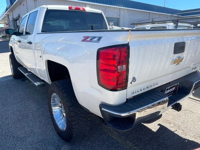 2014 Chevrolet Silverado 1500 Crew Cab - Image 2