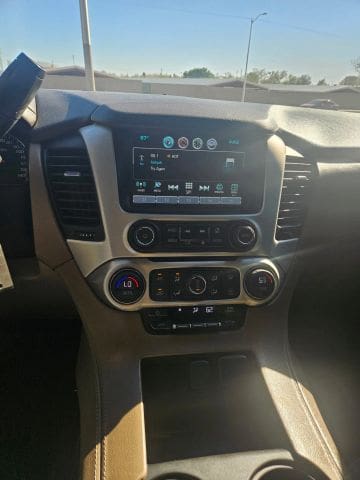 2017 GMC Yukon XL - Image 9