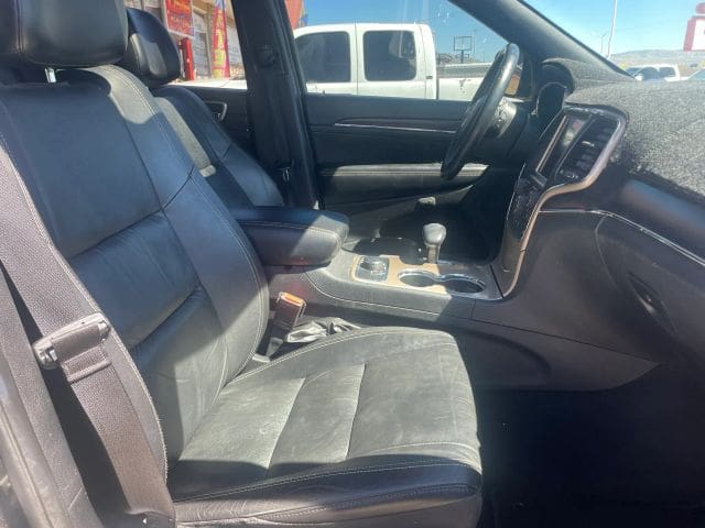 2014 Jeep Grand Cherokee - Image 16