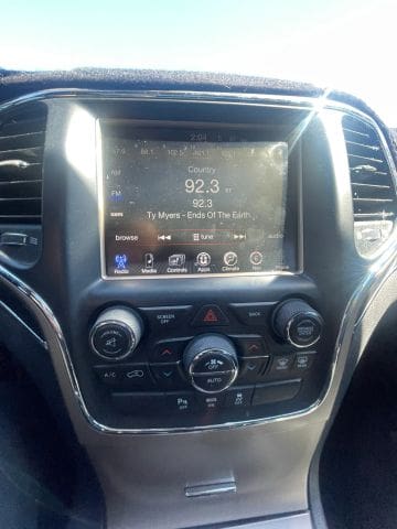 2014 Jeep Grand Cherokee - Image 12