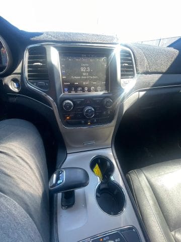 2014 Jeep Grand Cherokee - Image 13