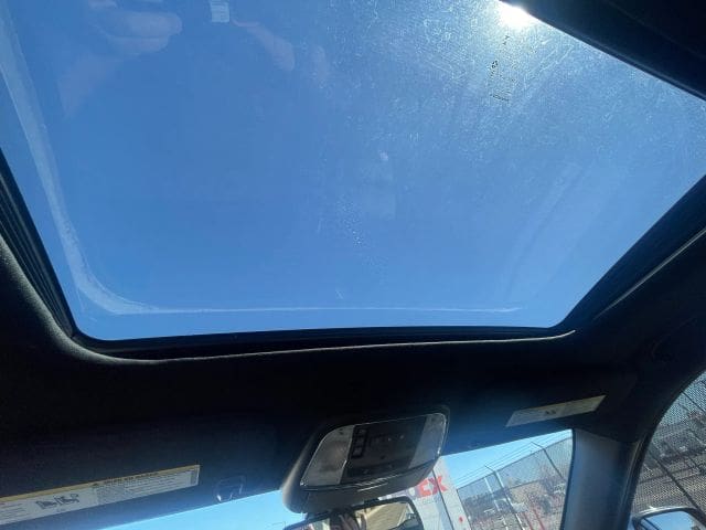 2014 Jeep Grand Cherokee - Image 8