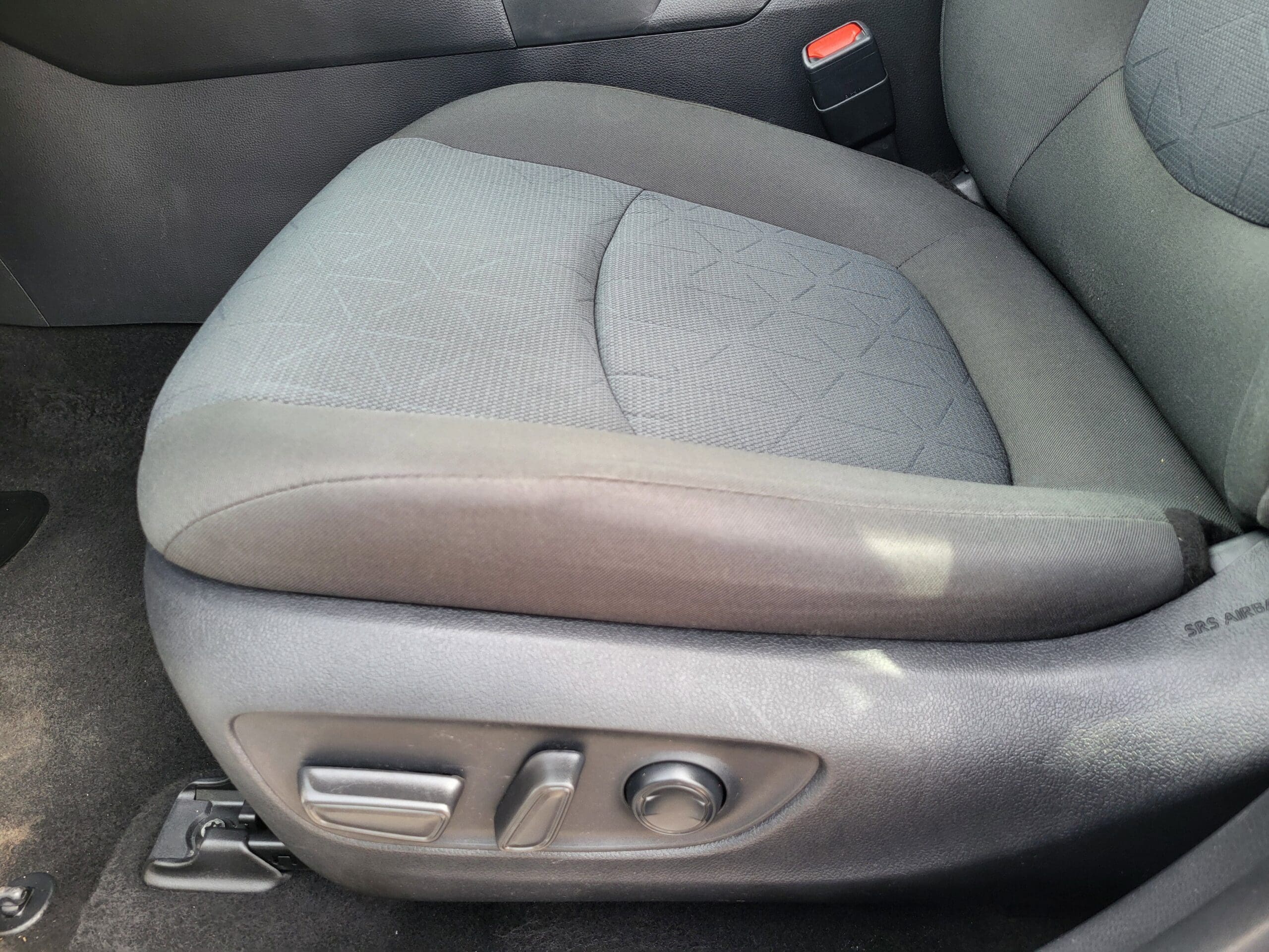 2022 Toyota RAV4 - Image 18