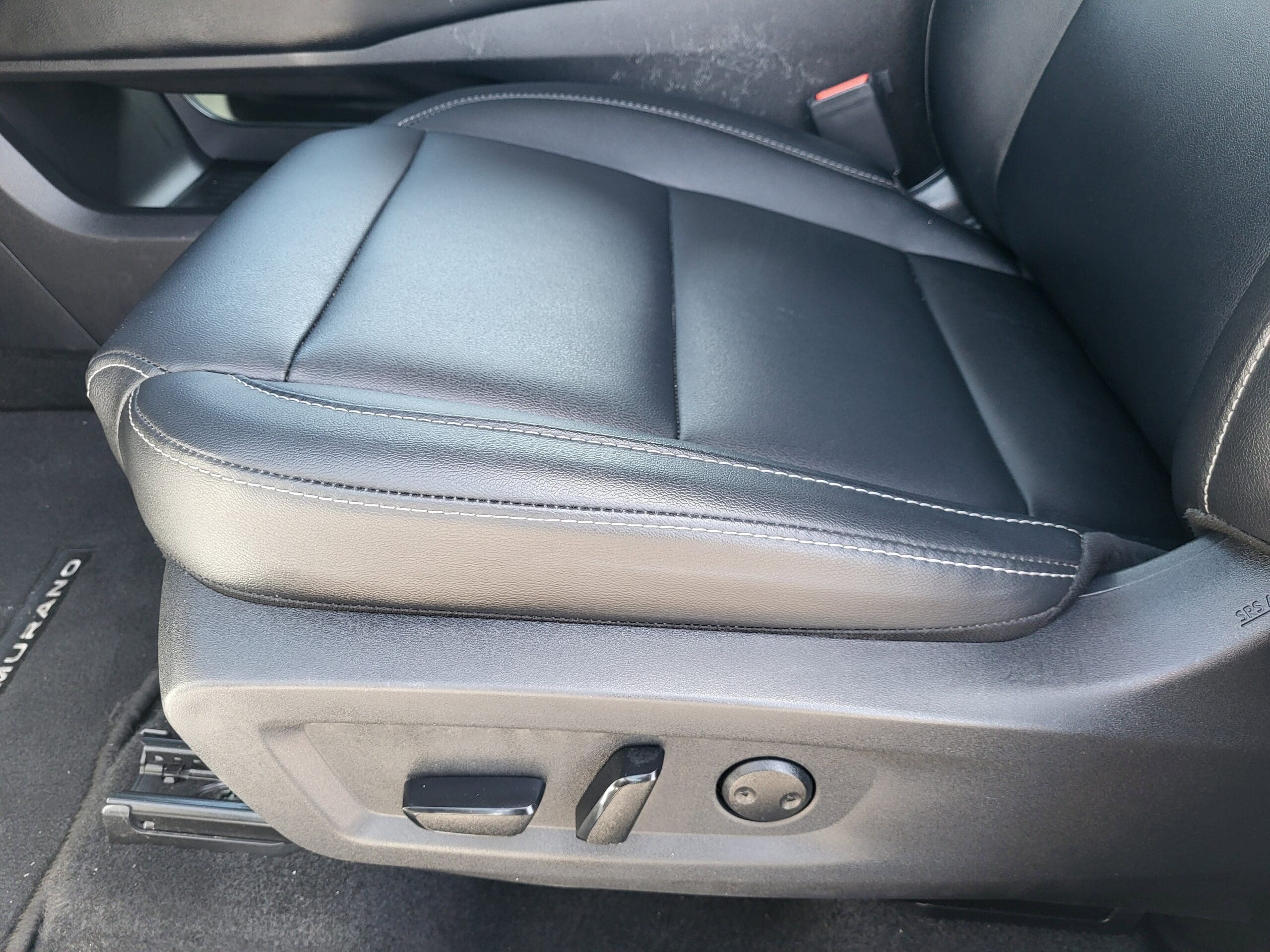 2025 Nissan Murano - Image 17