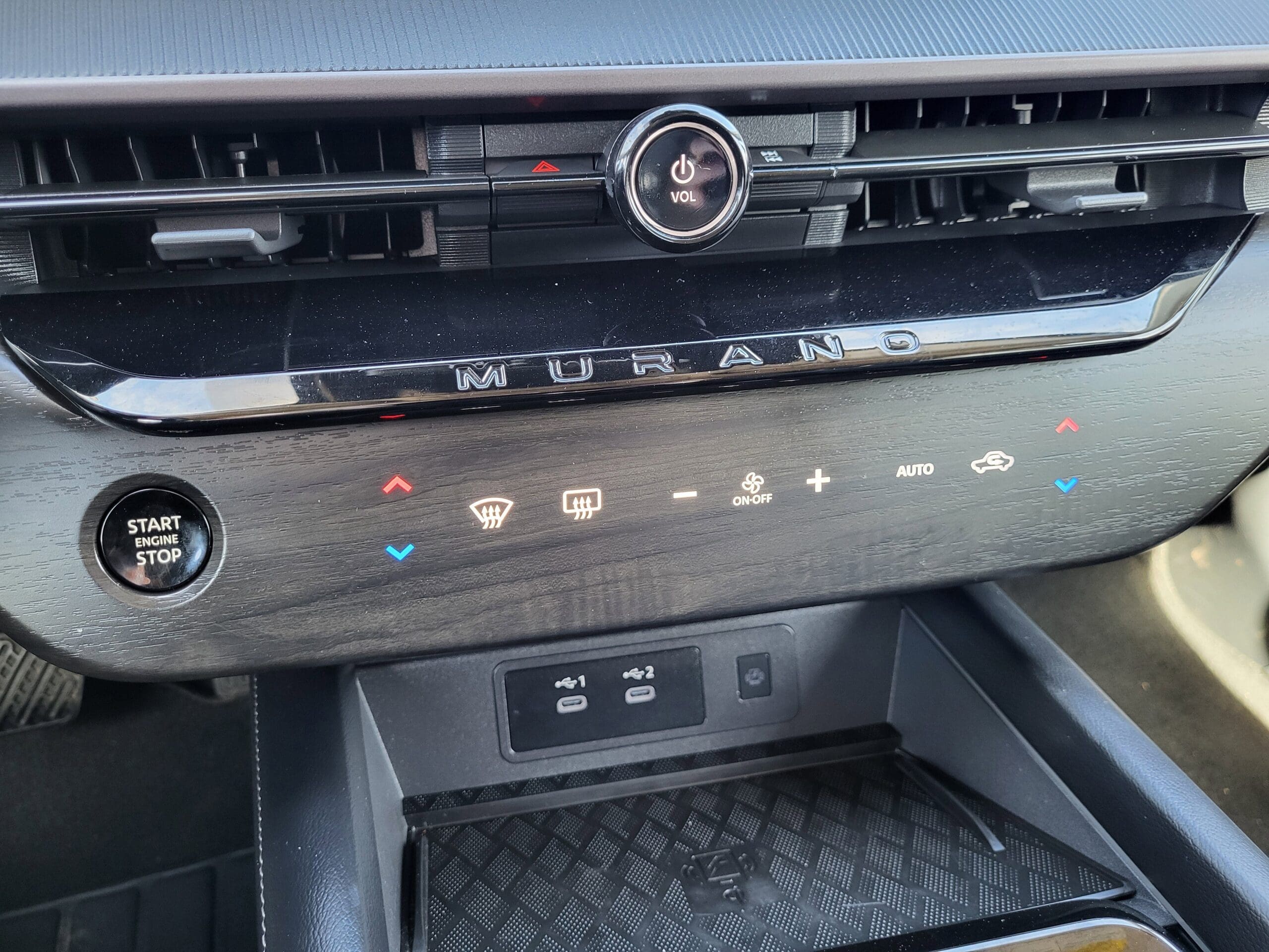 2025 Nissan Murano - Image 14