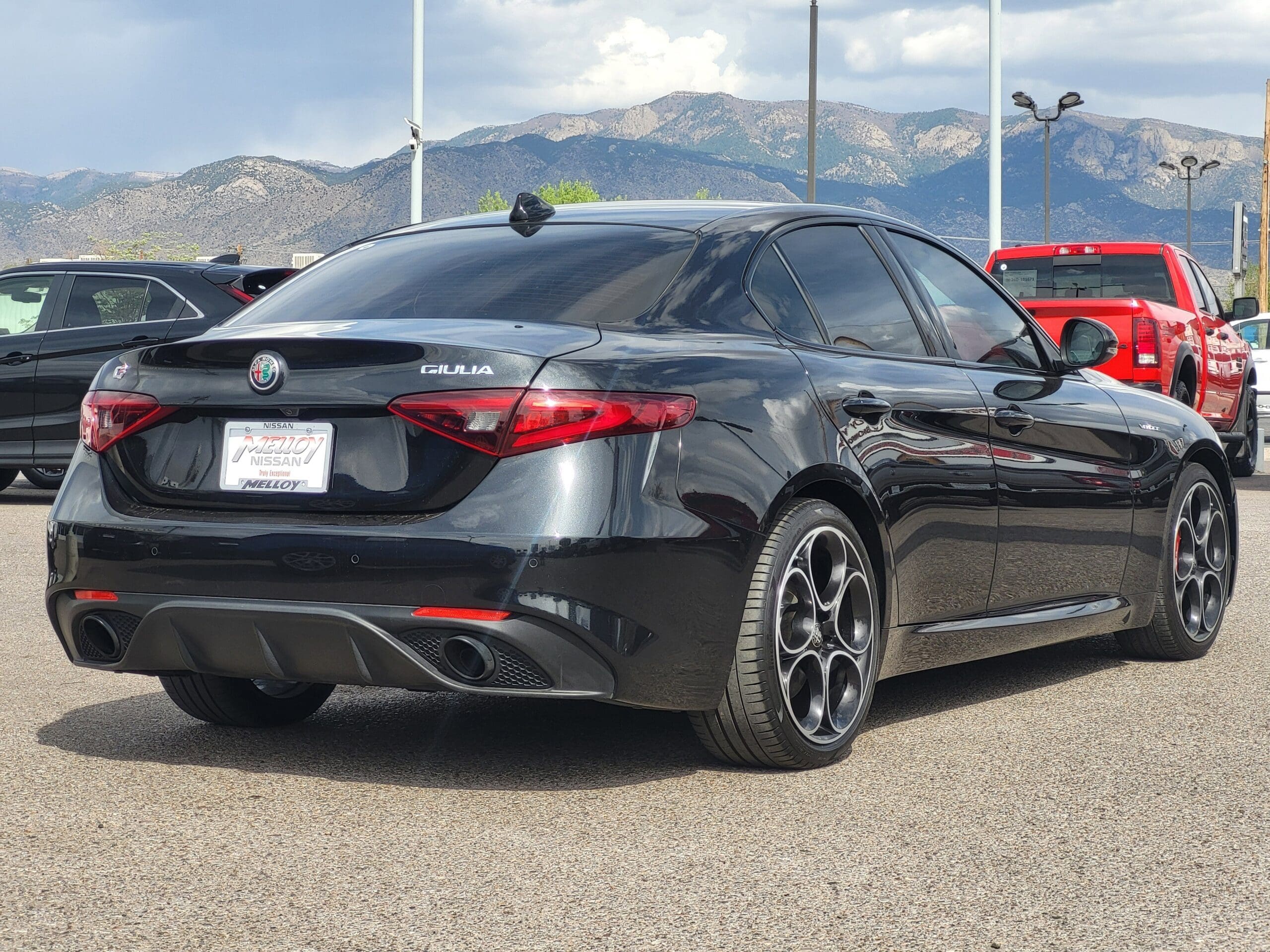 2023 Alfa Romeo Giulia - Image 4