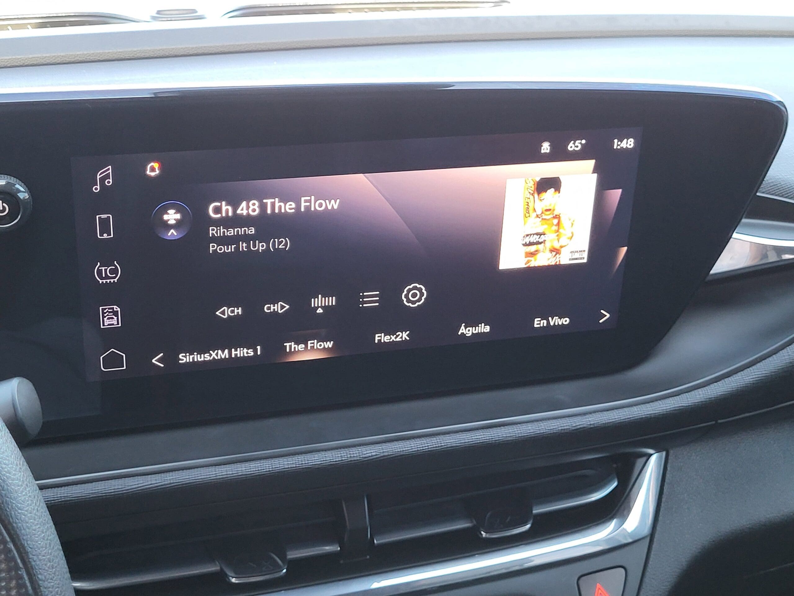 2025 Buick Envista - Image 16