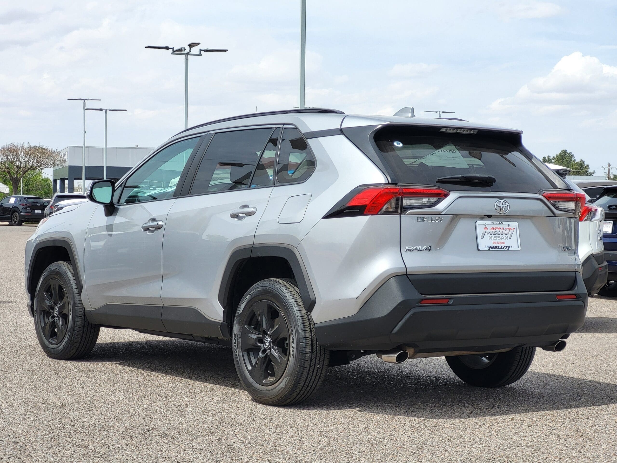 2022 Toyota RAV4 - Image 6