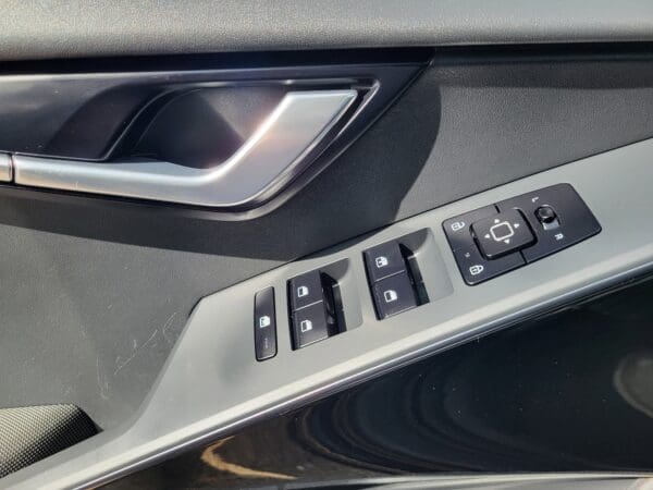 2024 Kia Niro Plug-In Hybrid