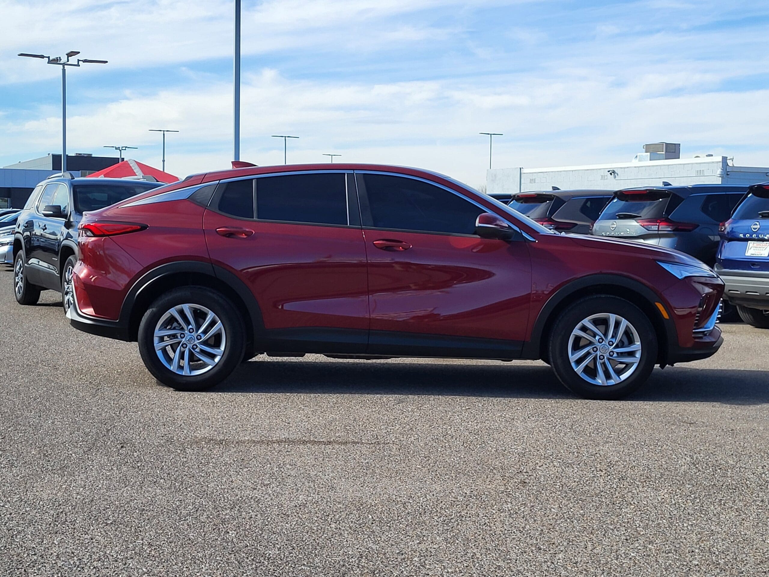 2025 Buick Envista - Image 8