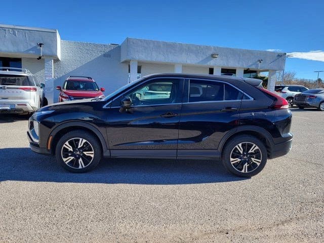 2024 Mitsubishi Eclipse Cross - Image 2