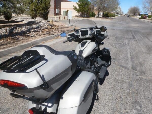 2022 Indian Roadmaster Dark Horse