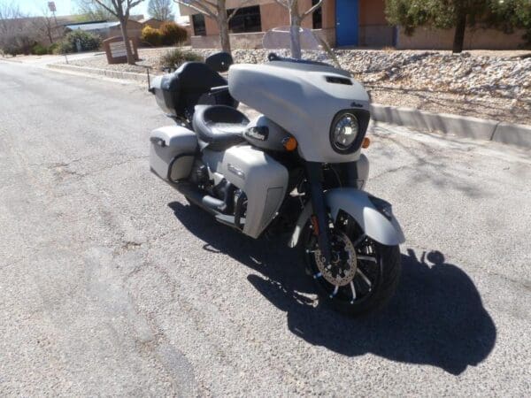 2022 Indian Roadmaster Dark Horse