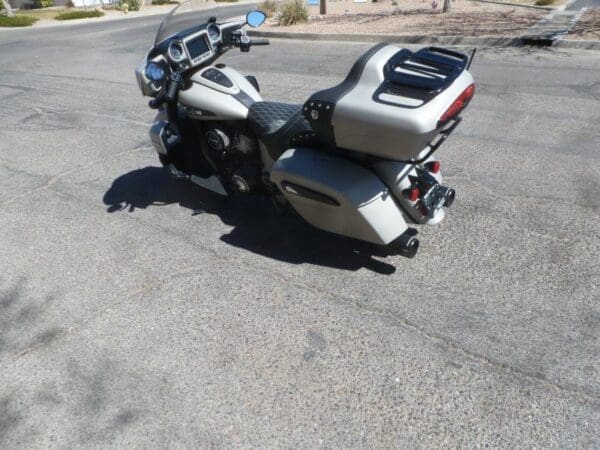 2022 Indian Roadmaster Dark Horse