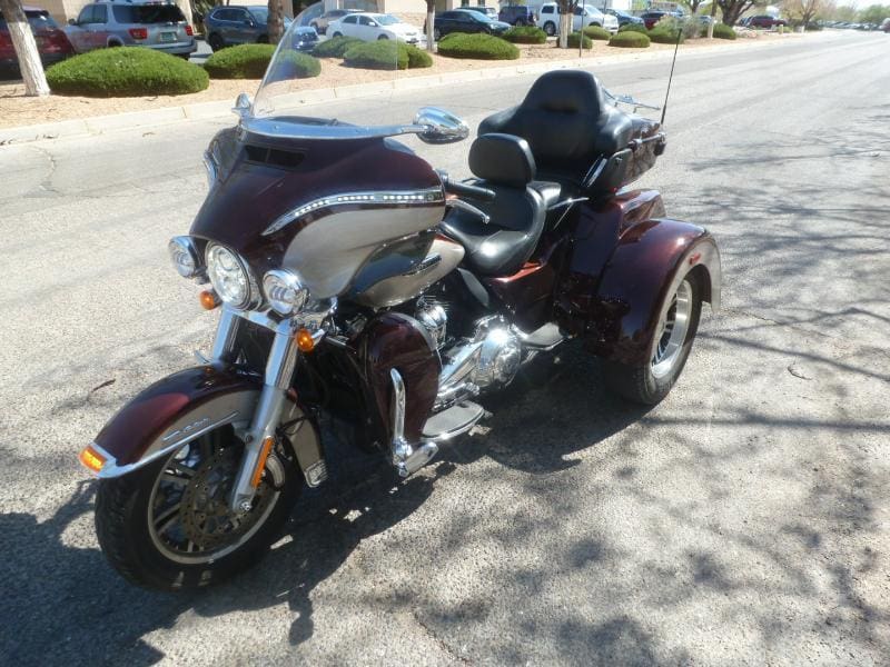 2018 Harley-Davidson FLHTCUTG - Image 10