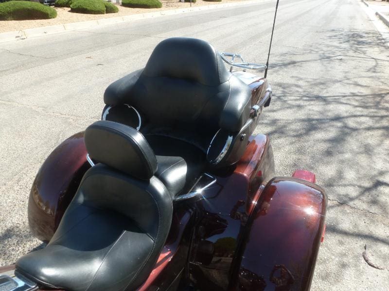 2018 Harley-Davidson FLHTCUTG - Image 12