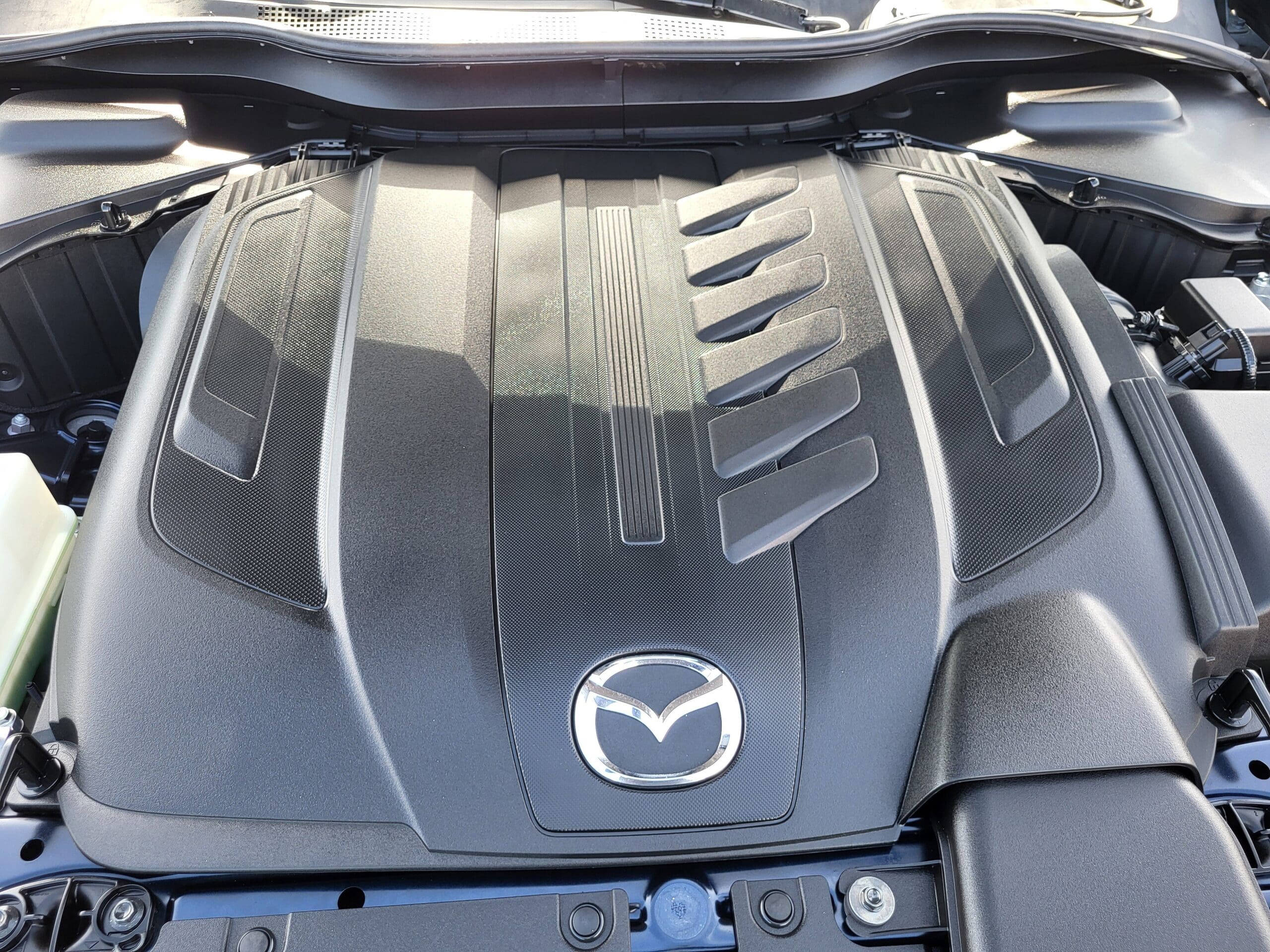 2025 Mazda CX-90 - Image 24