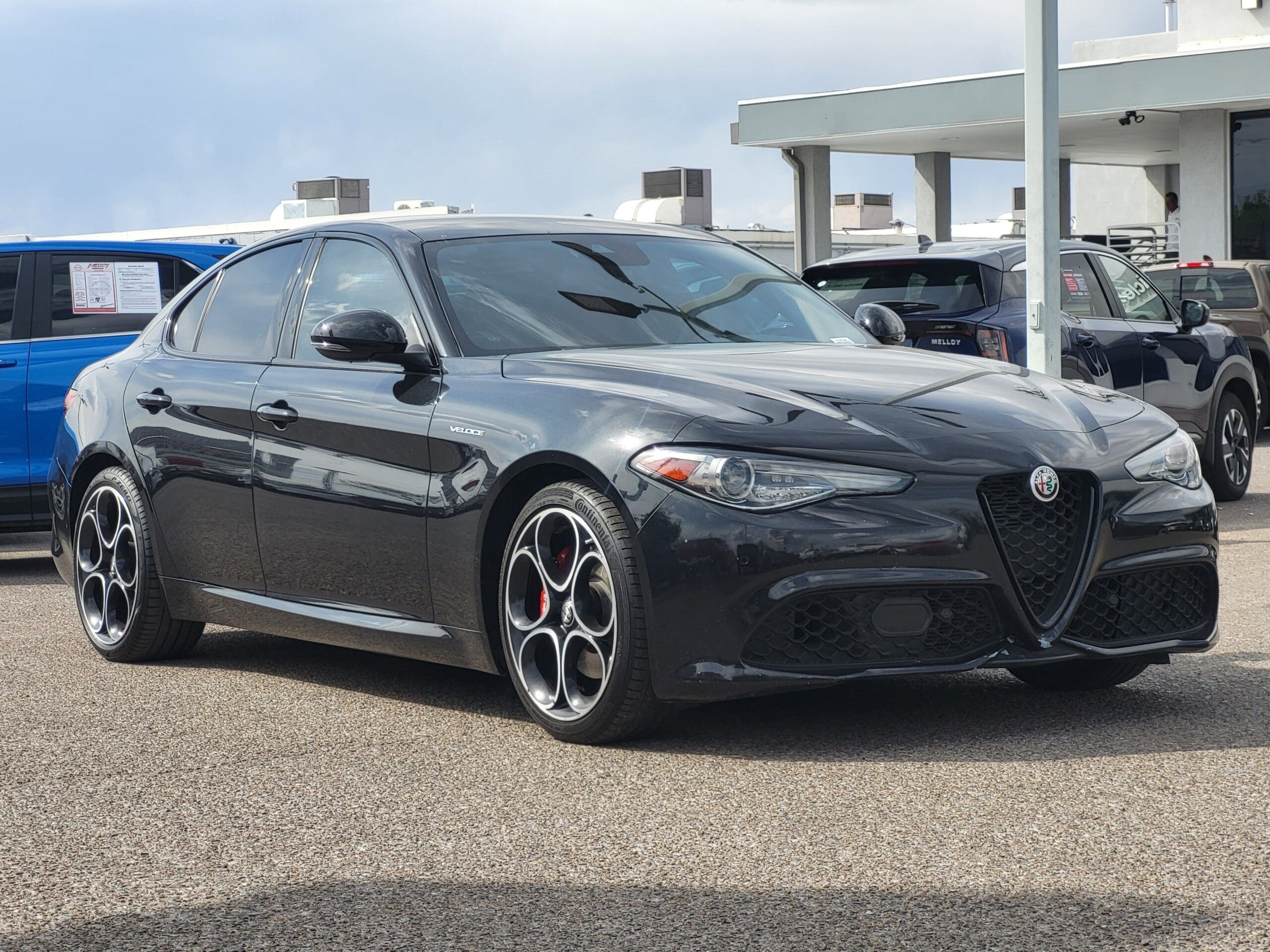 2023 Alfa Romeo Giulia - Image 3