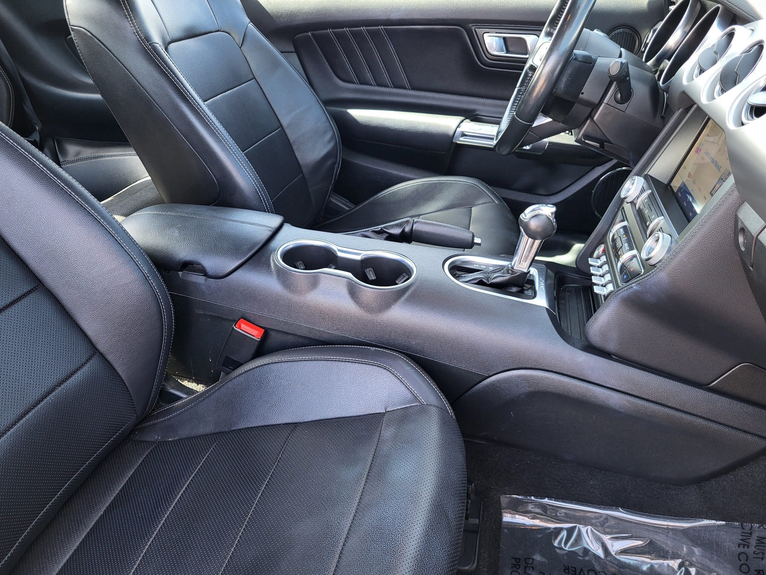 2023 Ford Mustang - Image 9