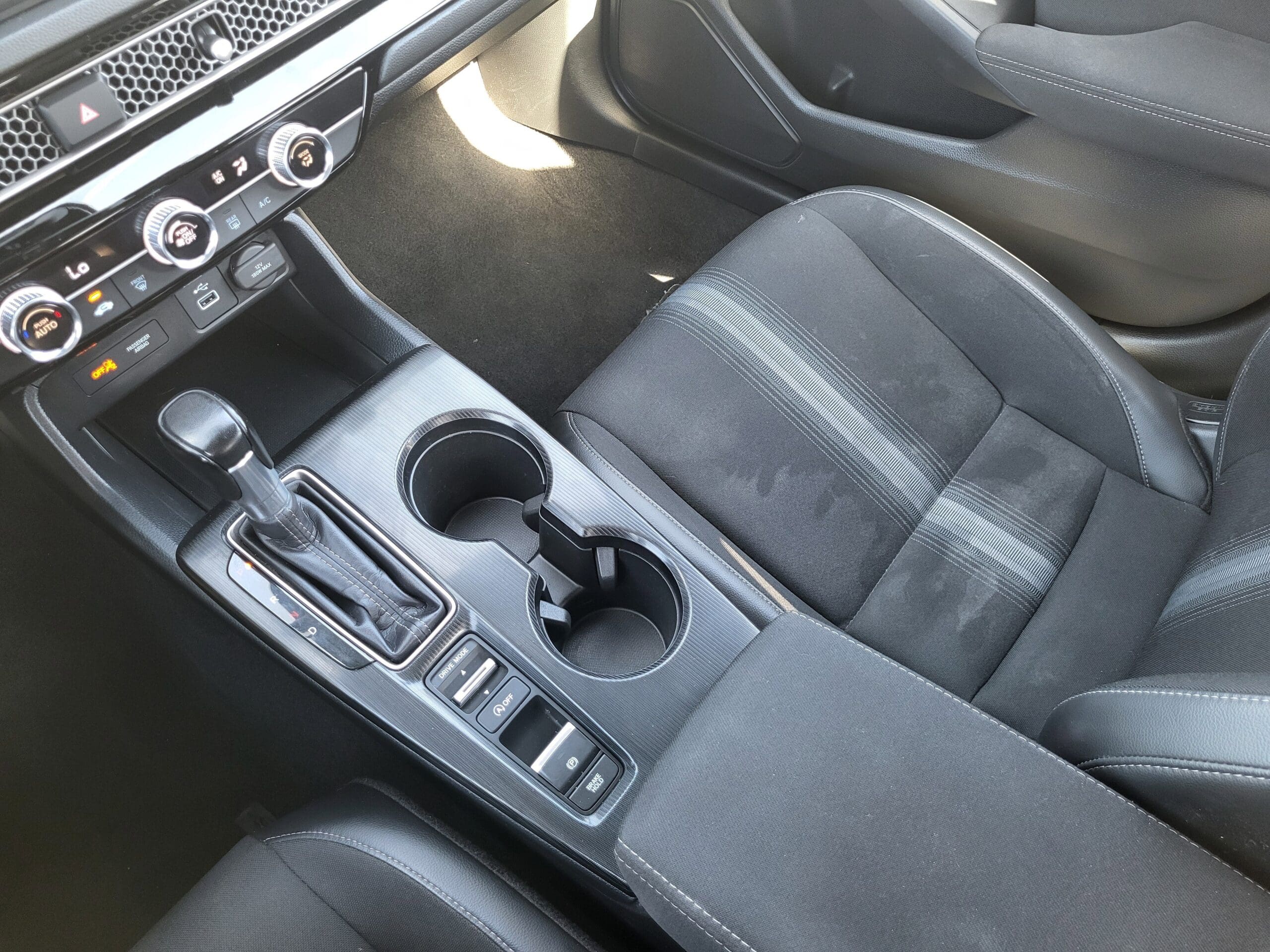 2023 Honda Civic Sedan - Image 15