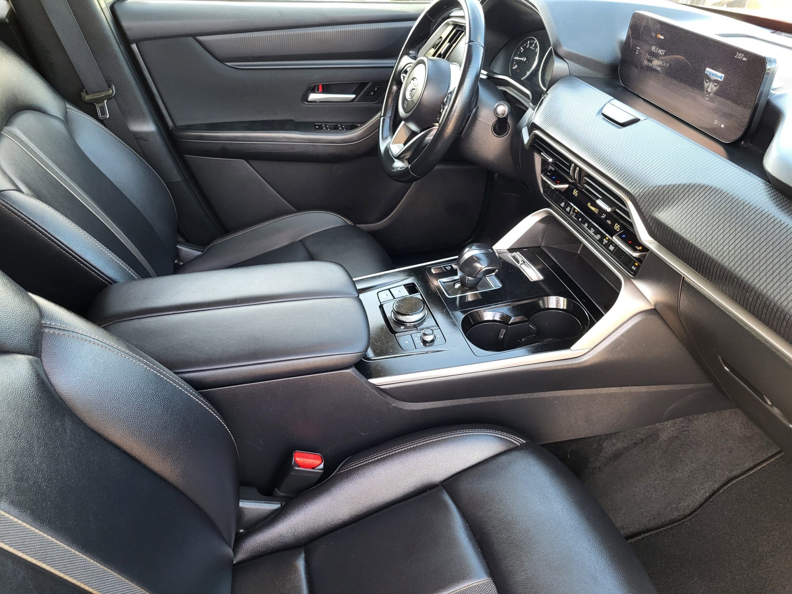 2025 Mazda CX-90 - Image 15