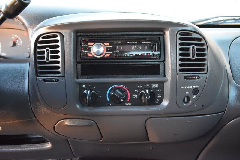 2003 Ford F-150 - Image 7