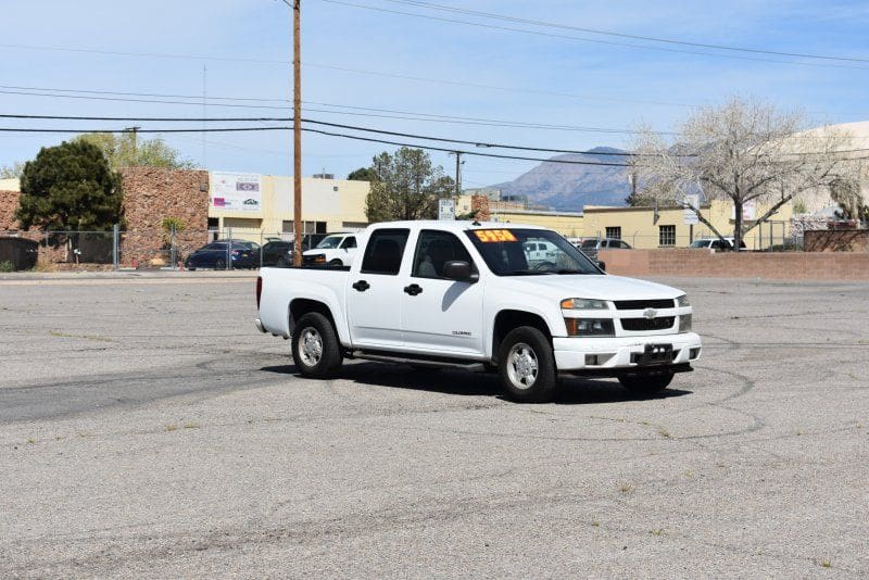 2004 Chevrolet Colorado - Image 2