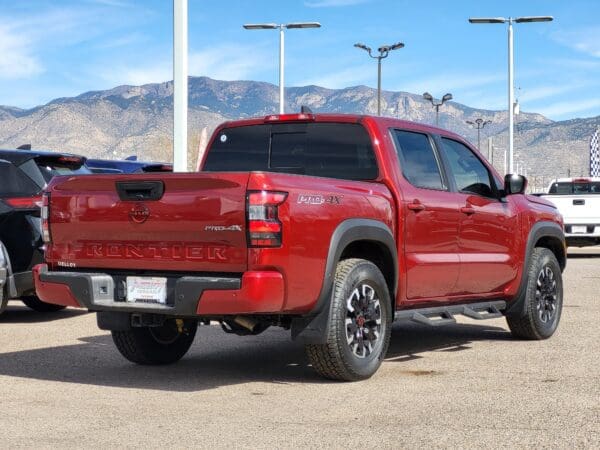 2023 Nissan Frontier