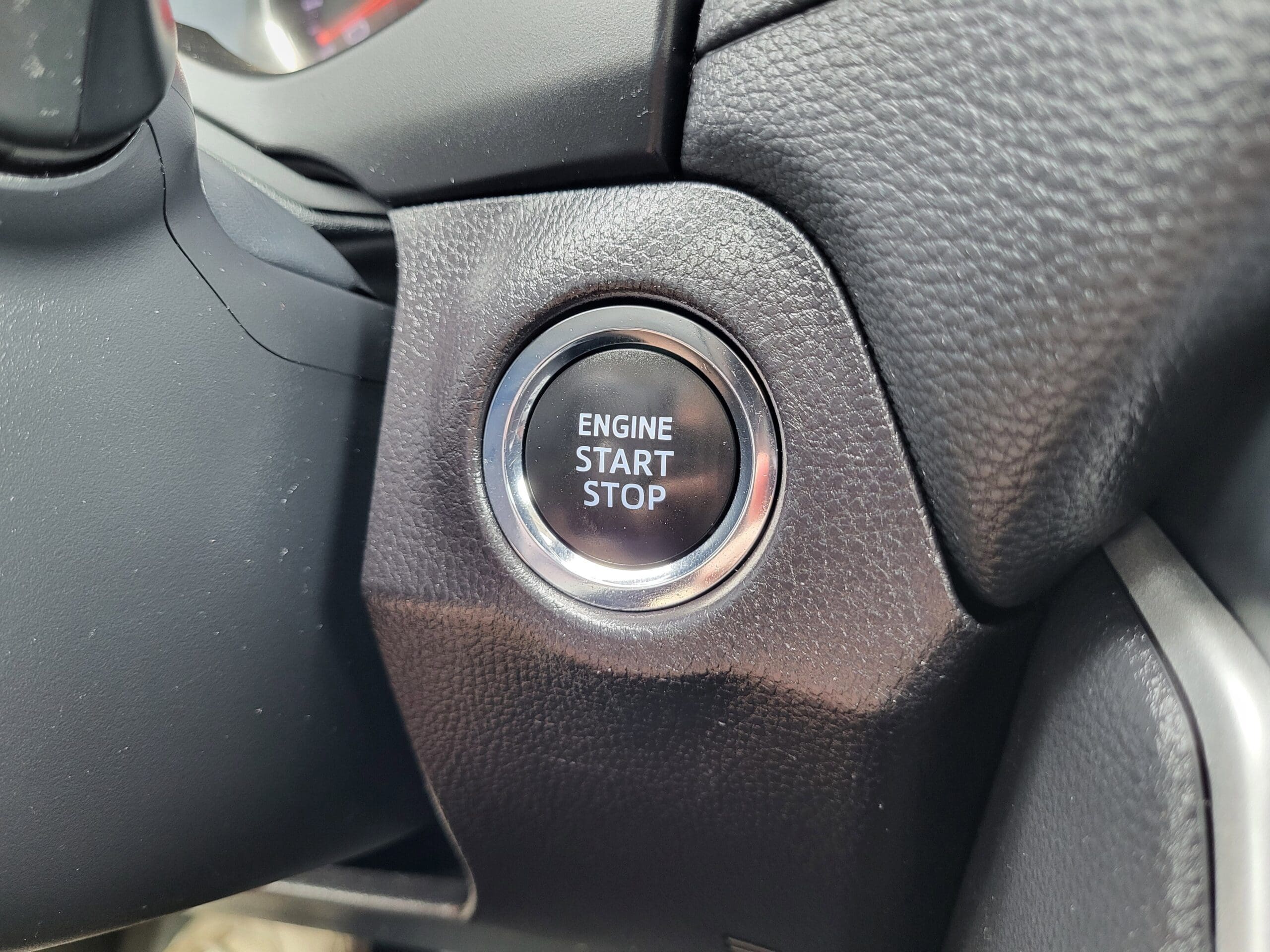 2022 Toyota RAV4 - Image 16