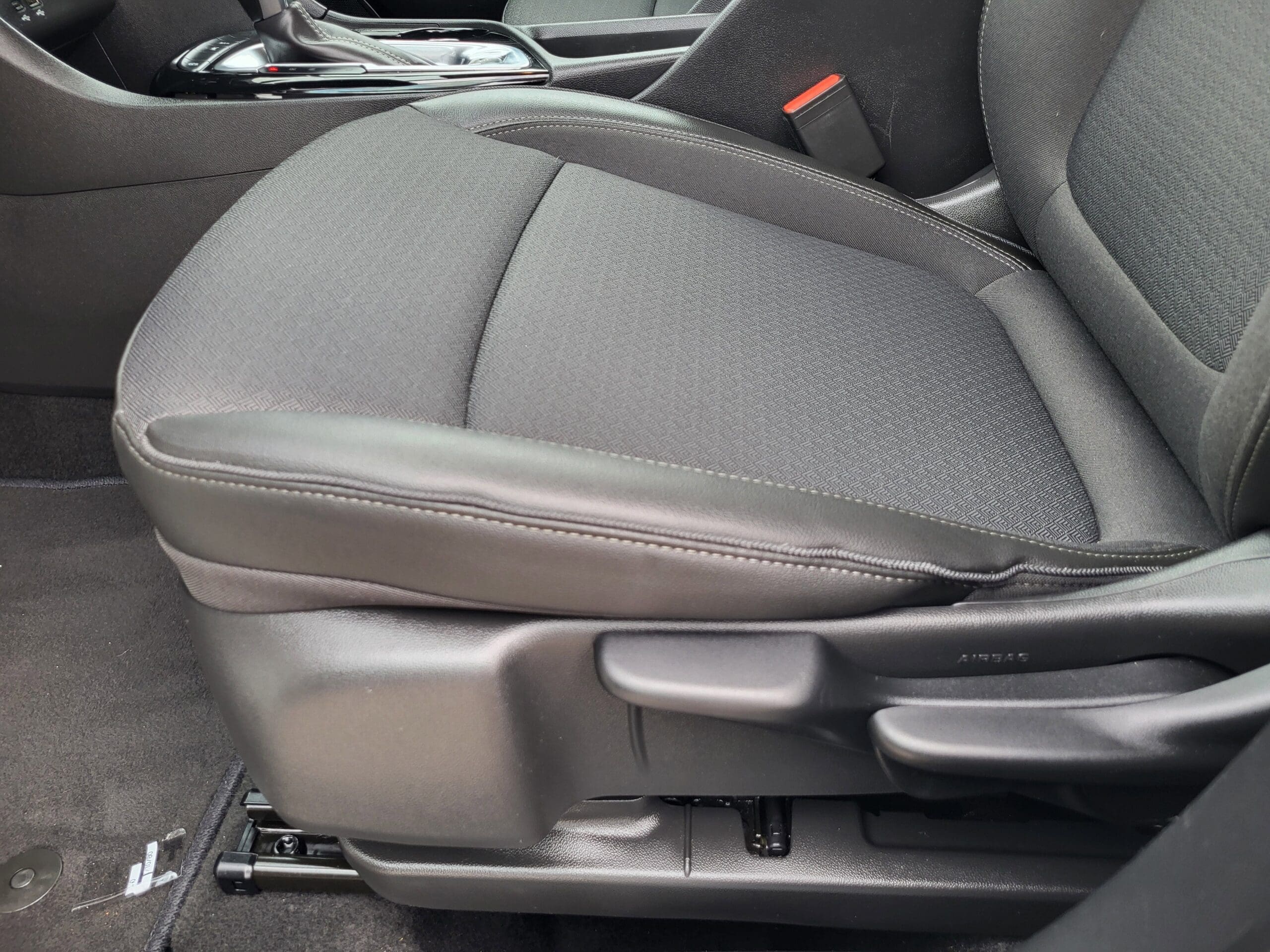 2025 Buick Encore GX - Image 17