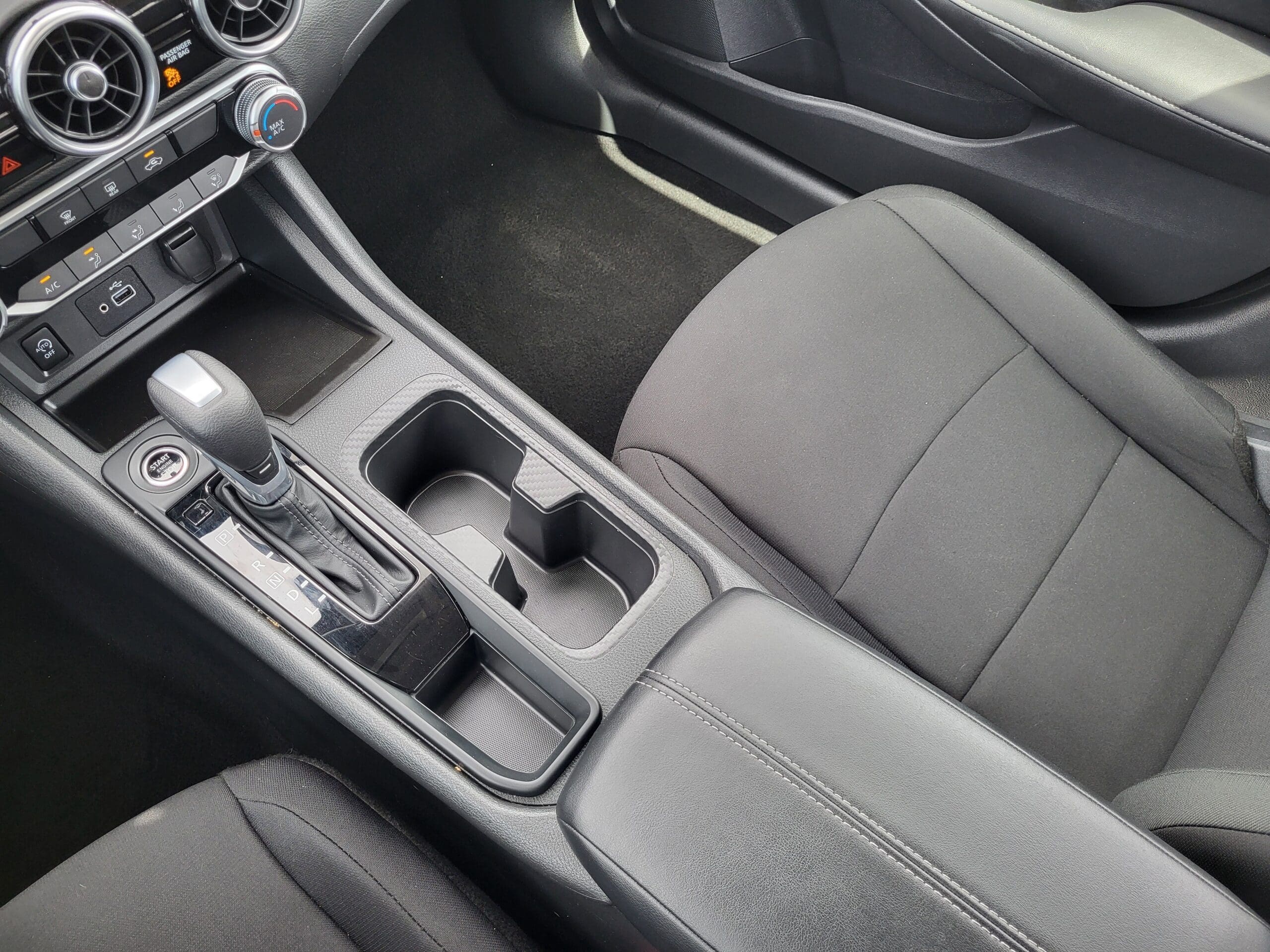 2025 Nissan Sentra - Image 14