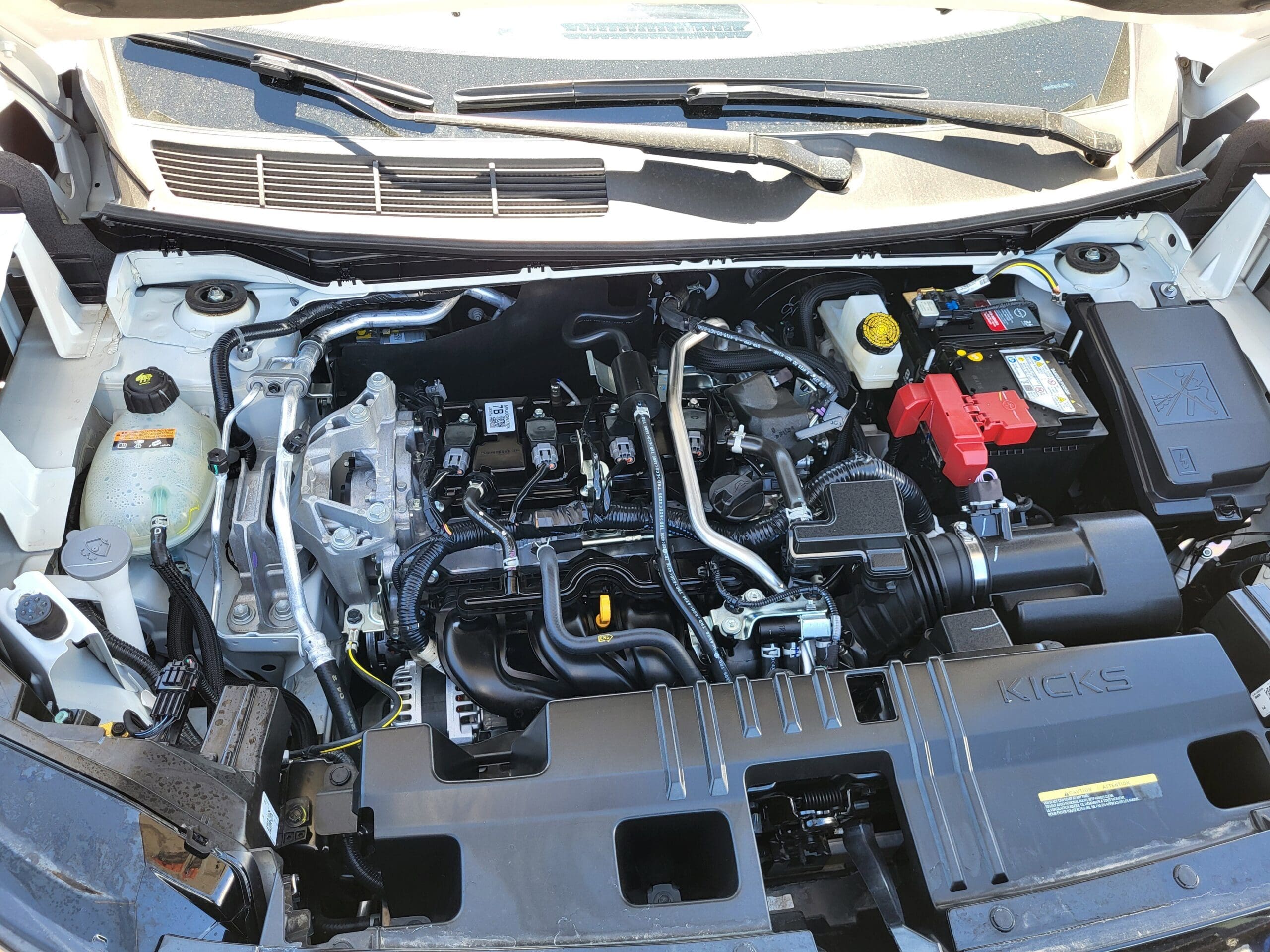 2025 Nissan Kicks - Image 21