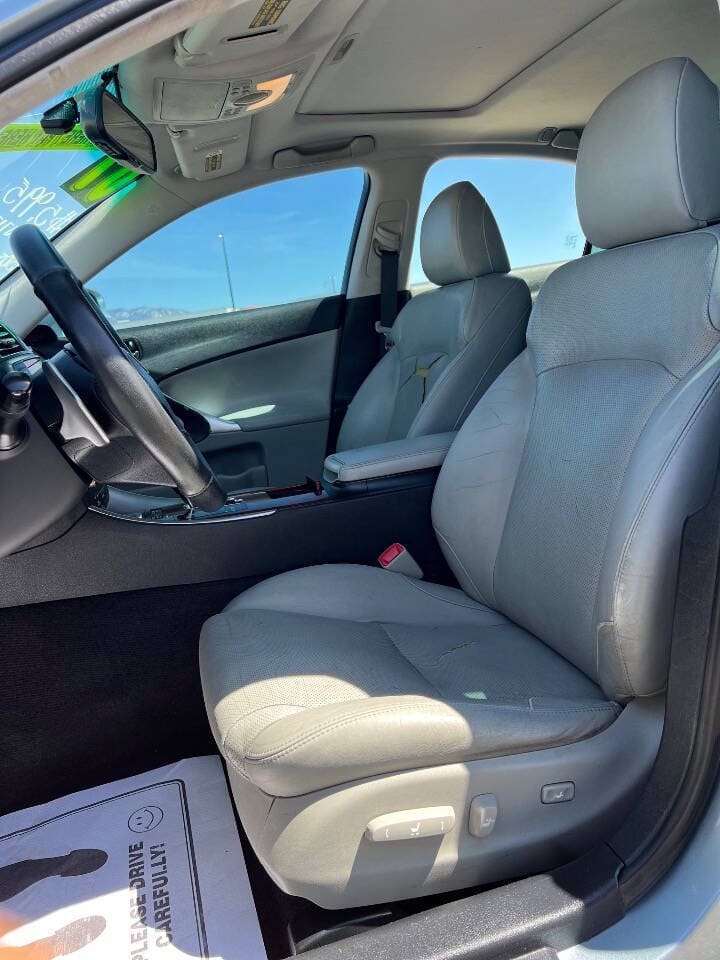 2007 Lexus IS 250 - Image 8