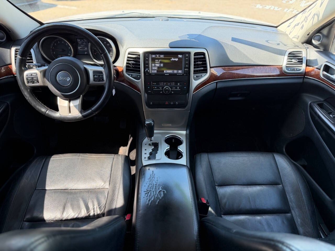 2013 Jeep Grand Cherokee - Image 12