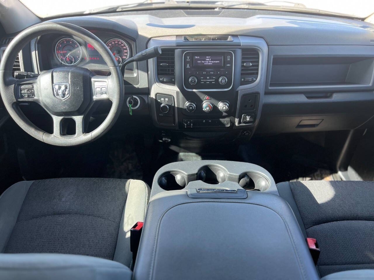 2014 RAM 1500 - Image 11