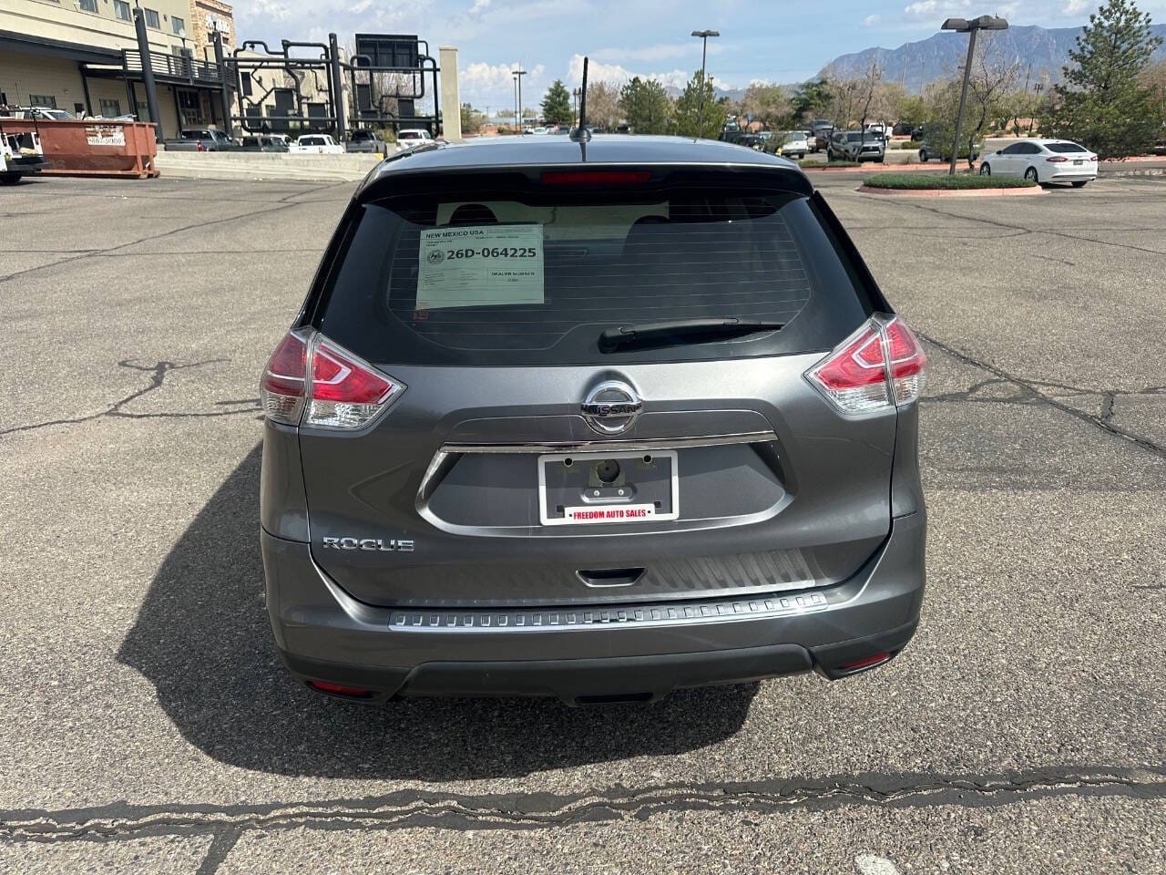 2016 Nissan Rogue - Image 8