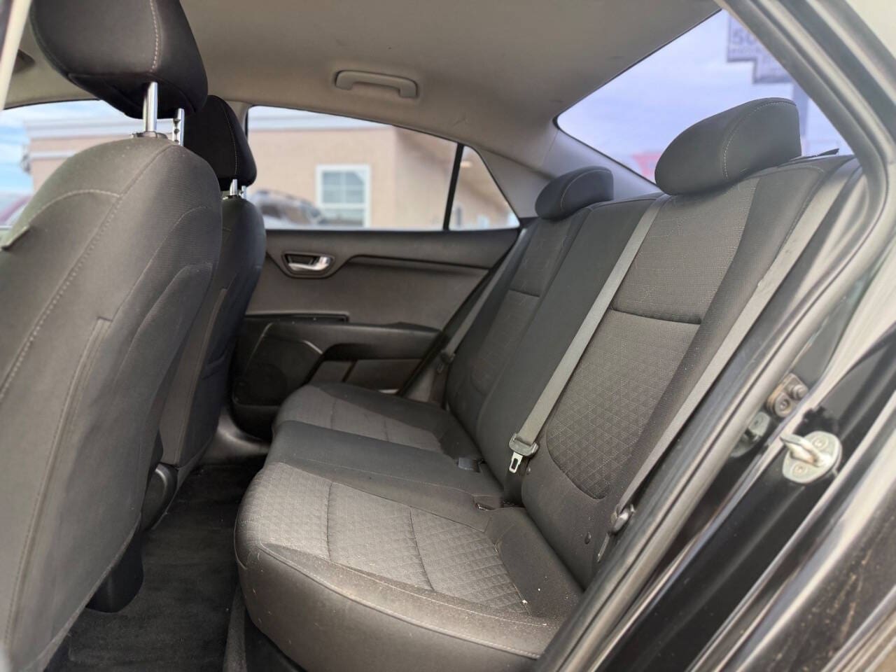 2018 Kia Rio - Image 14
