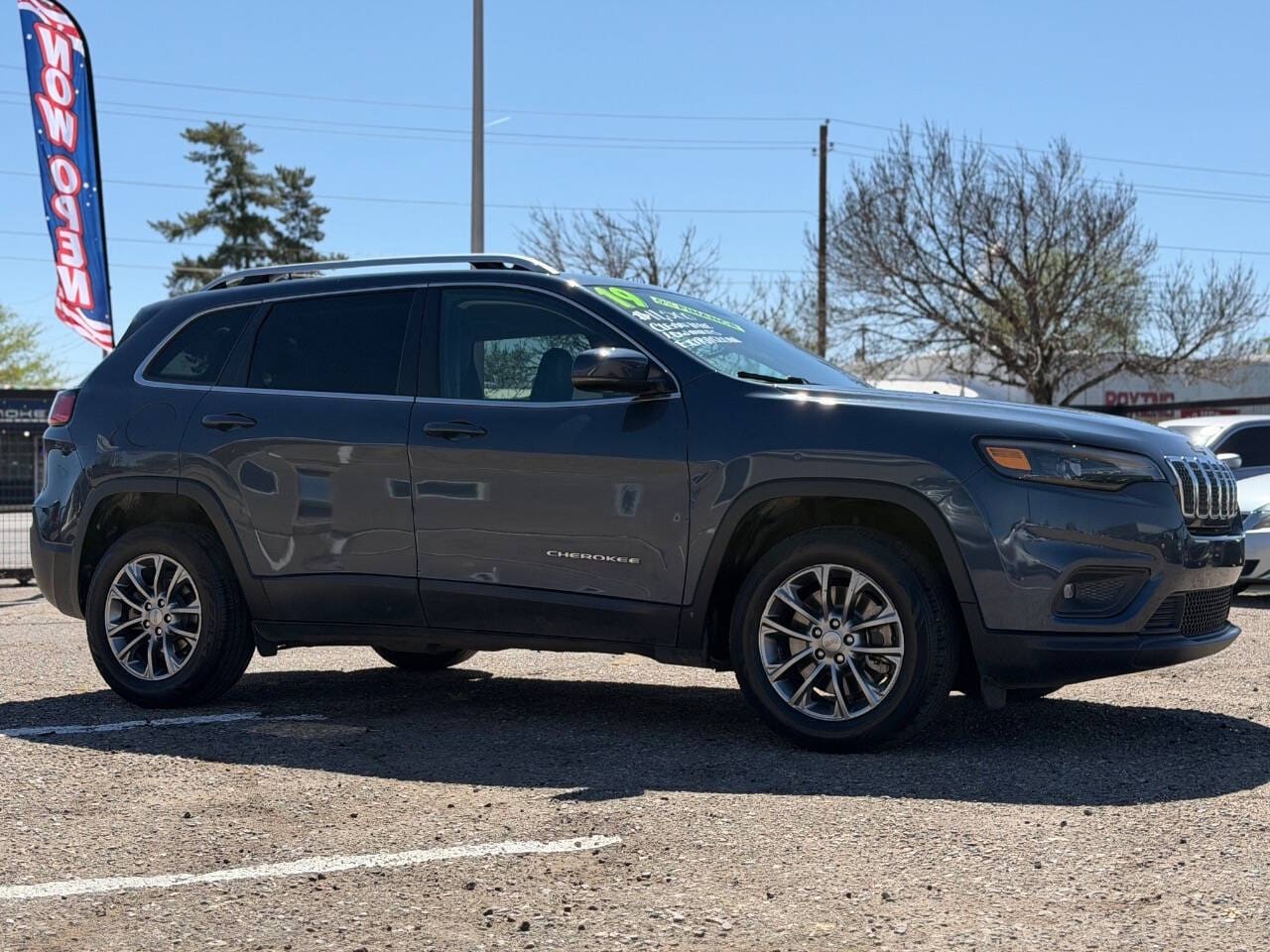 2019 Jeep Cherokee - Image 4