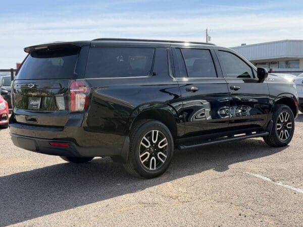 2023 Chevrolet Suburban