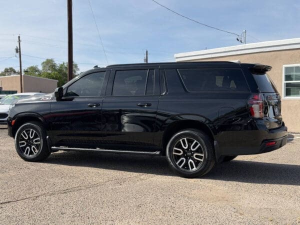 2023 Chevrolet Suburban