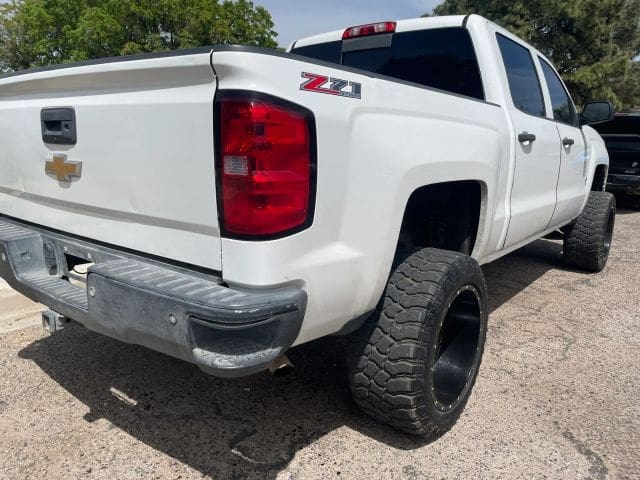 2014 Chevrolet Silverado 1500 Crew Cab - Image 4