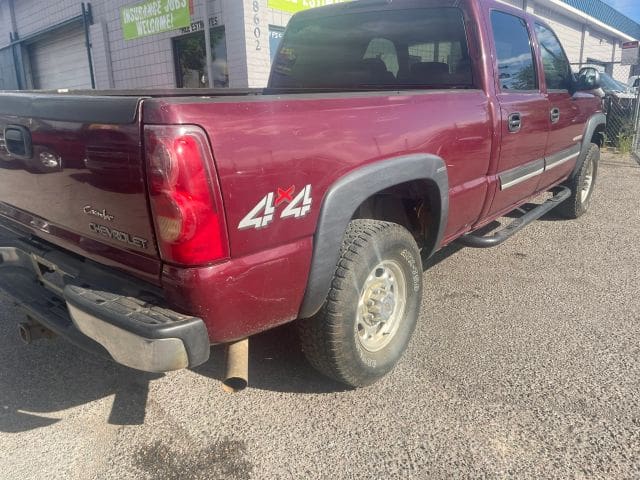 2003 Chevrolet Silverado 2500 HD Crew Cab - Image 3