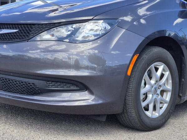 2023 Chrysler Voyager