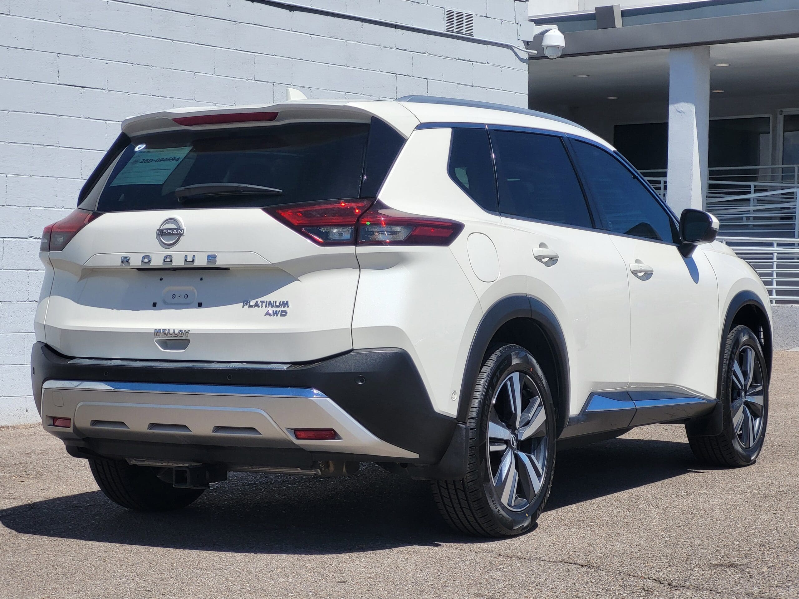 2023 Nissan Rogue - Image 4