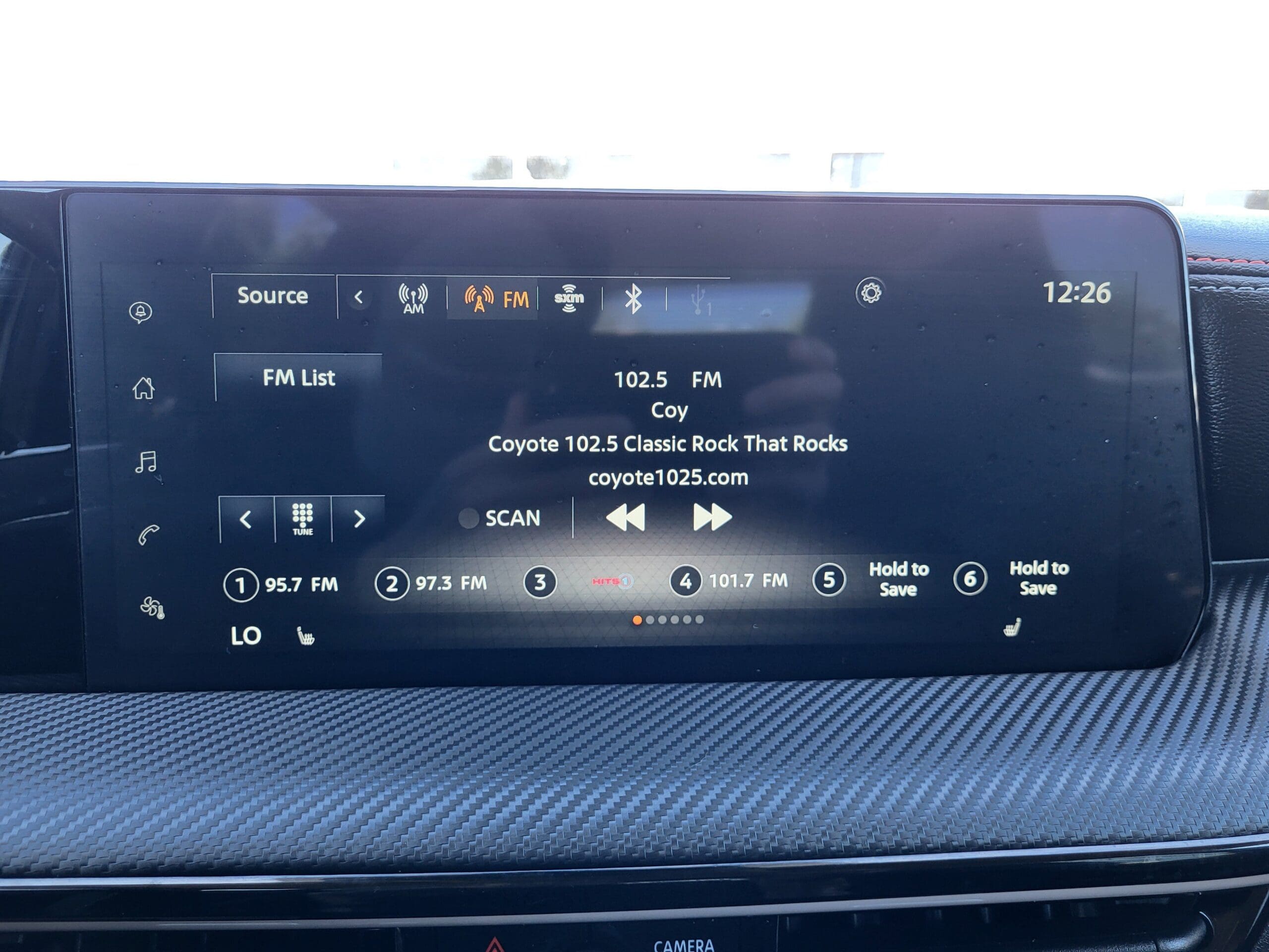 2025 Nissan Kicks - Image 12