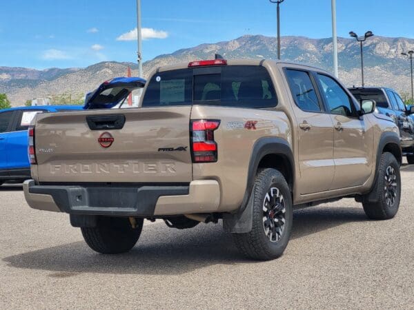2024 Nissan Frontier