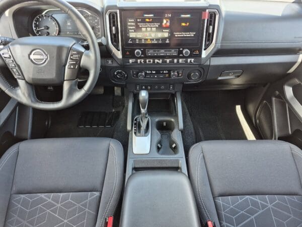 2025 Nissan Frontier