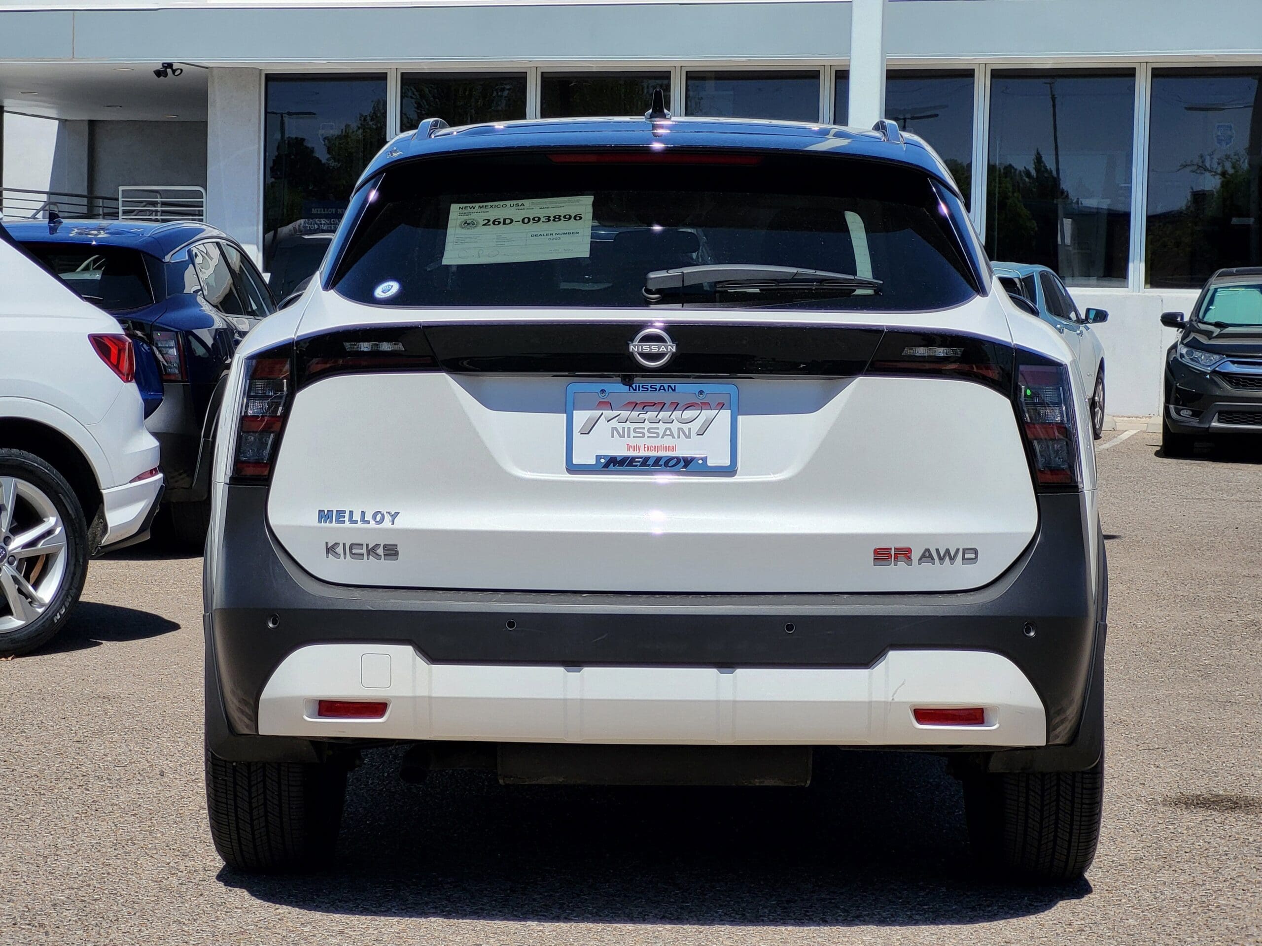 2025 Nissan Kicks - Image 5