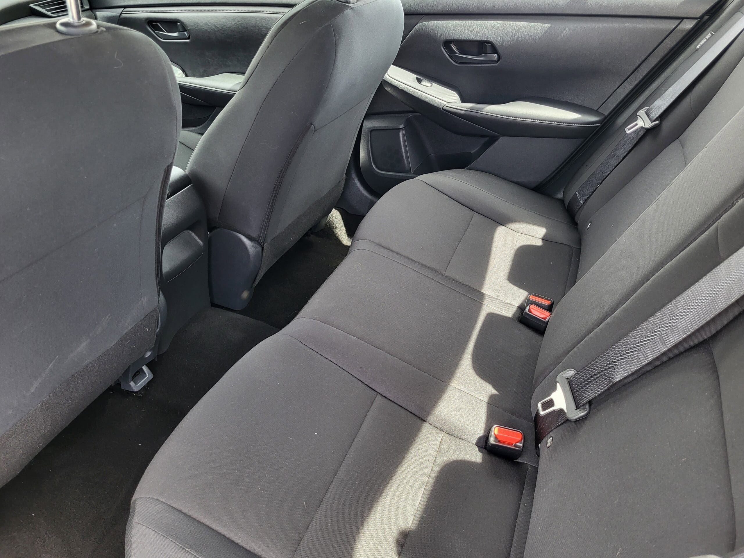 2025 Nissan Sentra - Image 19