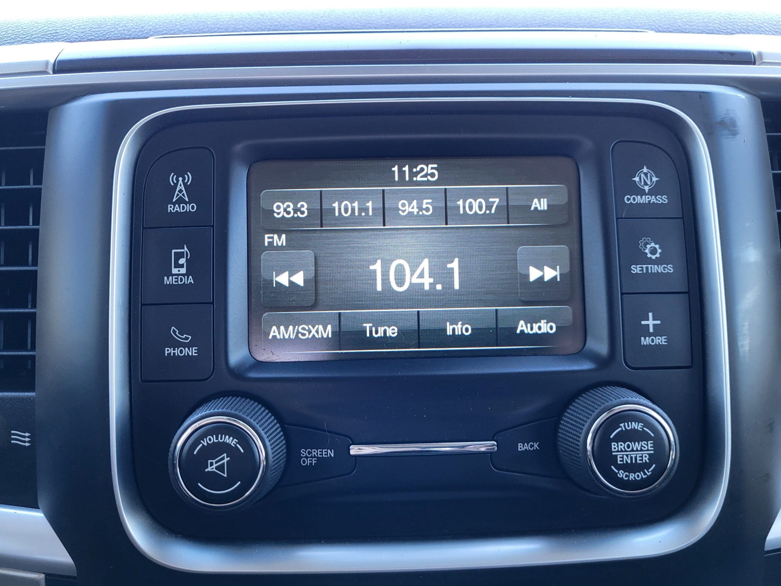 2020 Ram 1500 Classic - Image 11